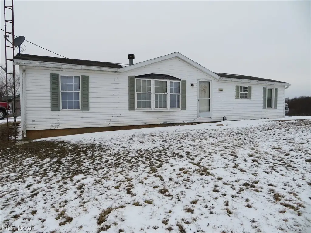 4135 Avon Ne Road, Carrollton, OH 44615 - #1
