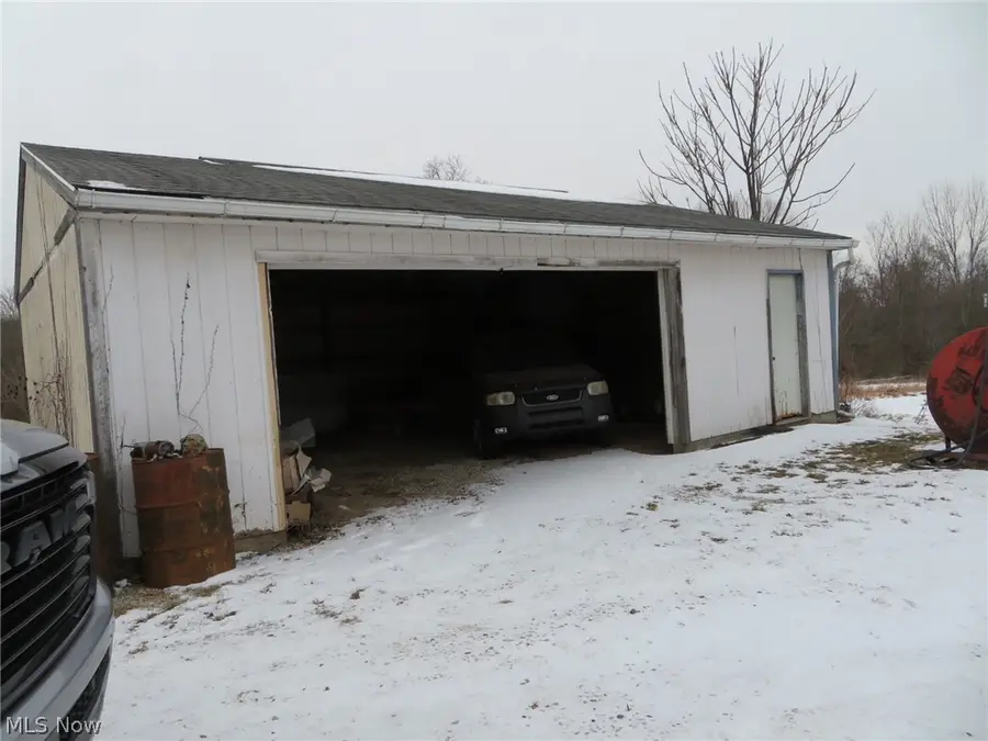 4135 Avon Ne Road, Carrollton, OH 44615 - #2