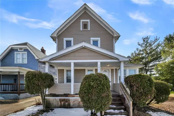 18526 Underwood Avenue, Cleveland, OH 44119