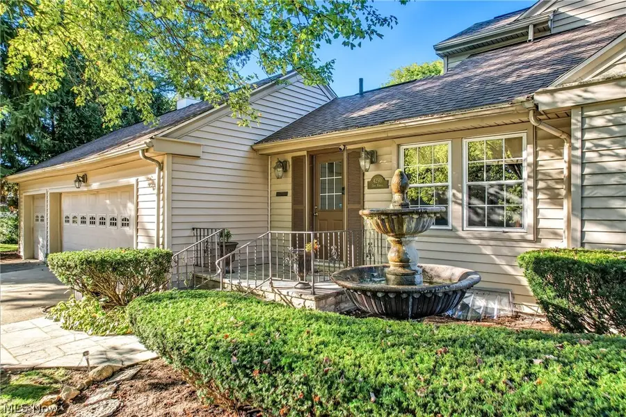 4250 Oak Knoll Drive, Boardman, OH 44512 - #2