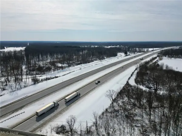 Mann Rd, Ashtabula, OH 44004