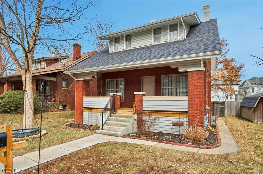 1049 Charles Street, Zanesville, OH 43701 - #2