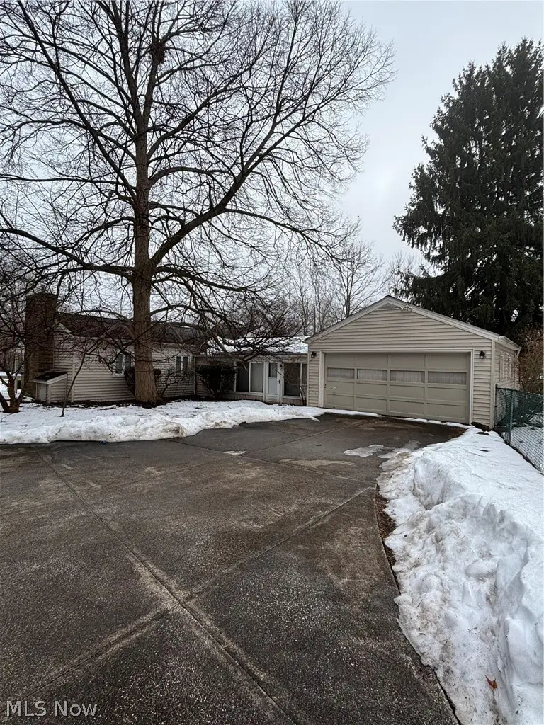 726 Hughey Drive, Kent, OH 44240 - #2