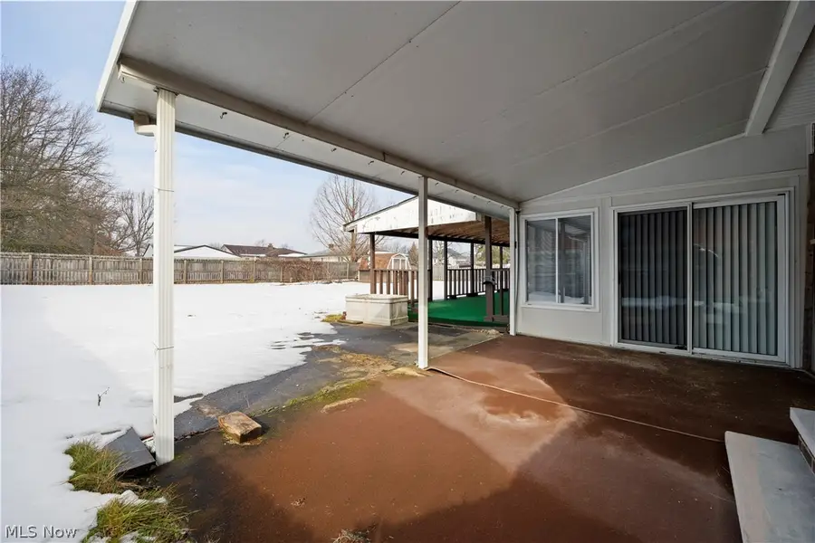 9242 W 130th Street, Strongsville, OH 44136 - #3