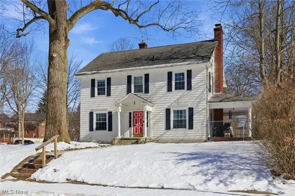 621 Greenwood Avenue, Akron, OH 44320