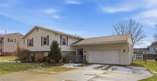 5132 Ridgeglen Nw Circle, Canton, OH 44708