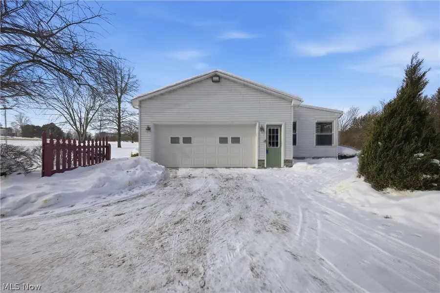 1016 W Pine Lake Road, North Lima, OH 44452 - #2