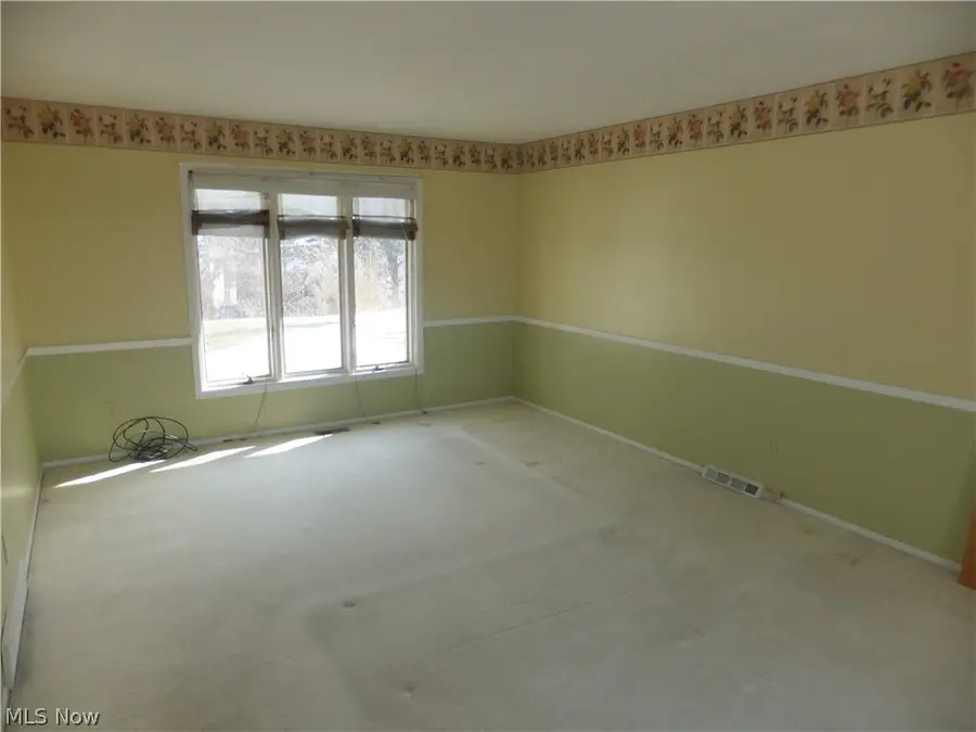 9497 Idlewood Drive, Brooklyn, OH 44144 - #3