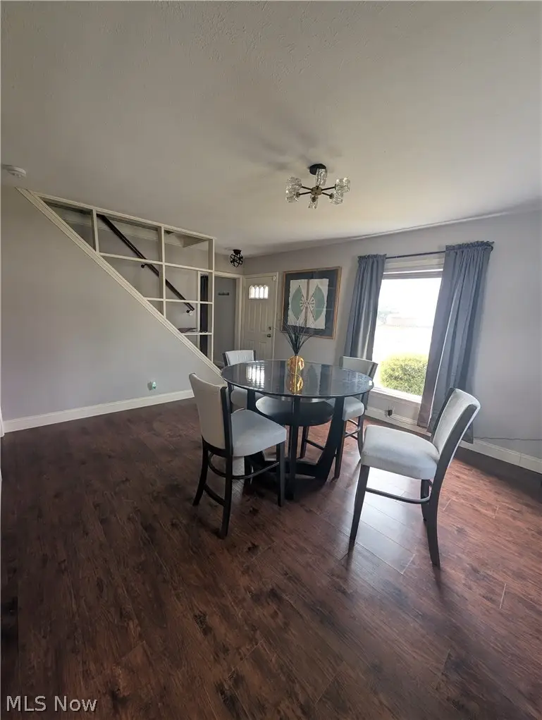 1468 Curtis Avenue, Cuyahoga Falls, OH 44221 - #3