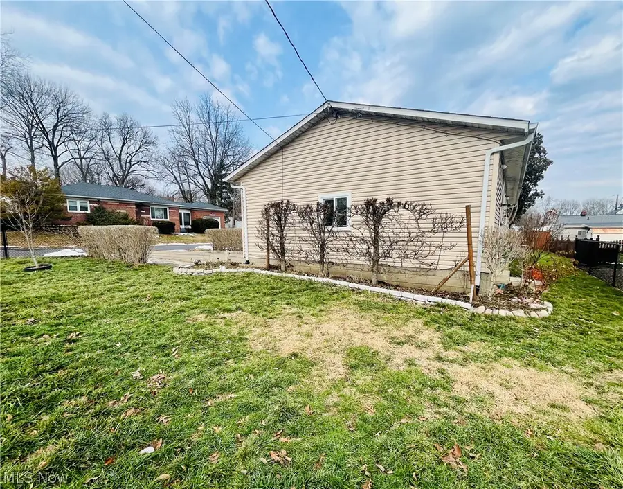 2275 Edwin Avenue, Akron, OH 44314 - #3