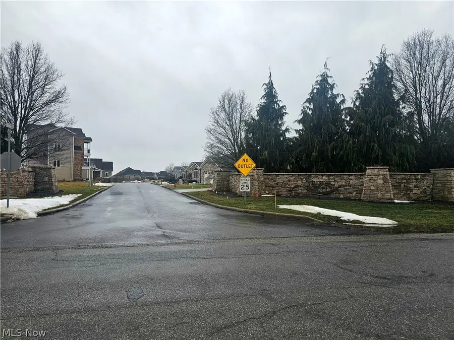 31 Shores Drive, Poland, OH 44514 - #2