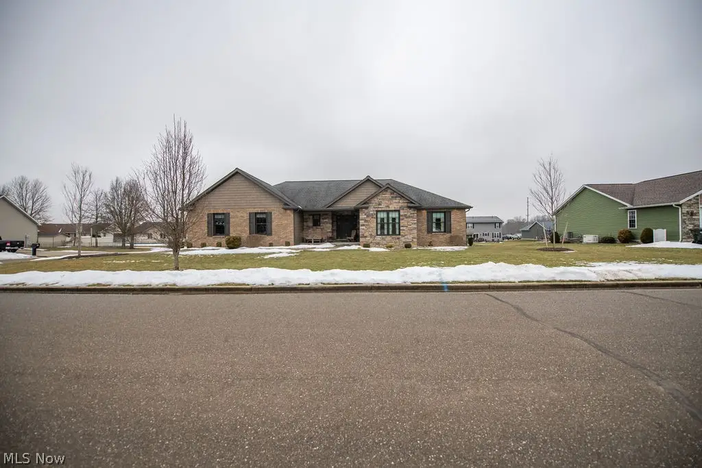 3912 Clay Se Court, Dennison, OH 44621 - #1