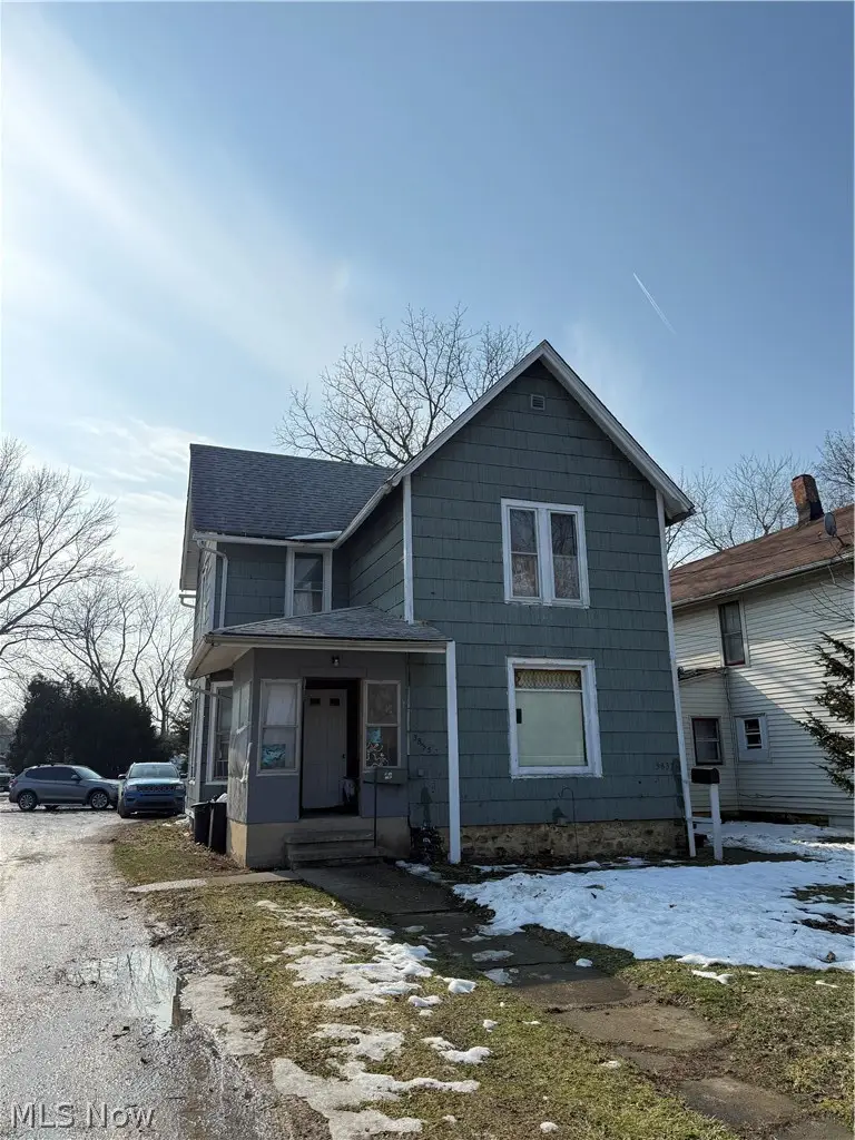 3835 Lake Avenue, Ashtabula, OH 44004 - #1