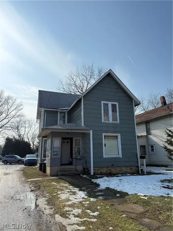 3835 Lake Avenue, Ashtabula, OH 44004