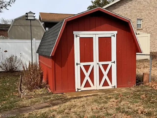 3305 Charles Drive, Vienna, WV 26105 - #3