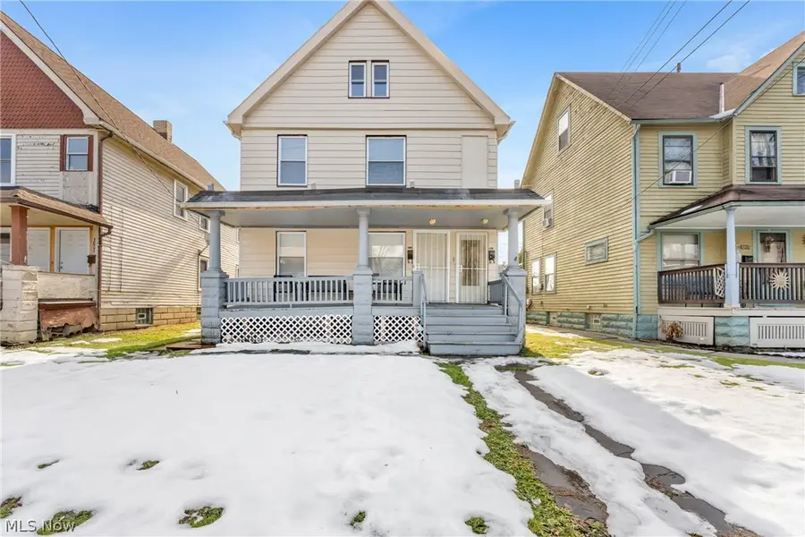 3011 Bradwell Avenue, Cleveland, OH 44109 - #3