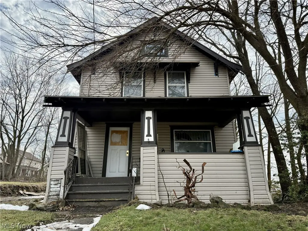 22 Brighton Drive, Akron, OH 44301 - #1