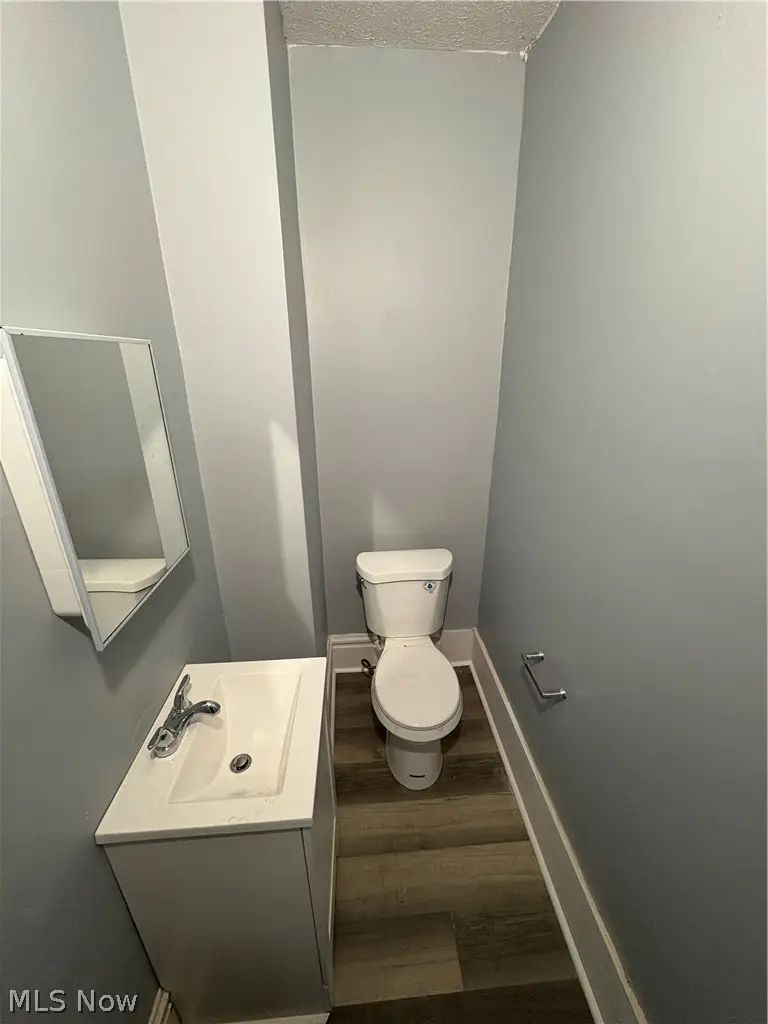 918 Lovers Lane, Akron, OH 44306 - #3