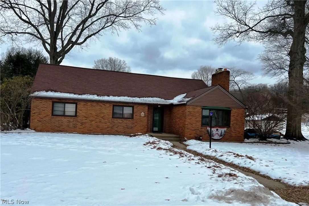 213 E 27th Street, Dover, OH 44622 - #1