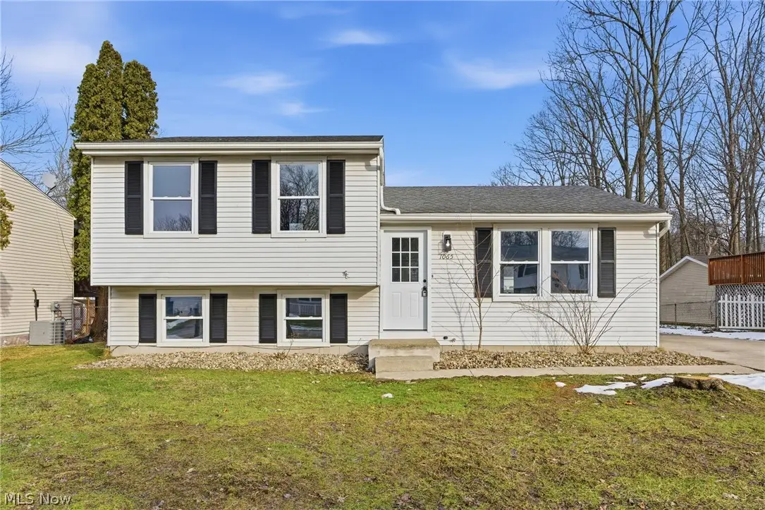 1065 Shadowlawn Drive, Ravenna, OH 44266 - #1