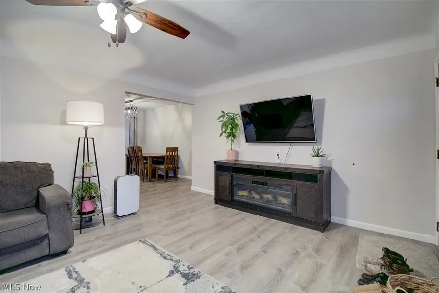 13375 Kathleen Drive, Brook Park, OH 44142 - #3