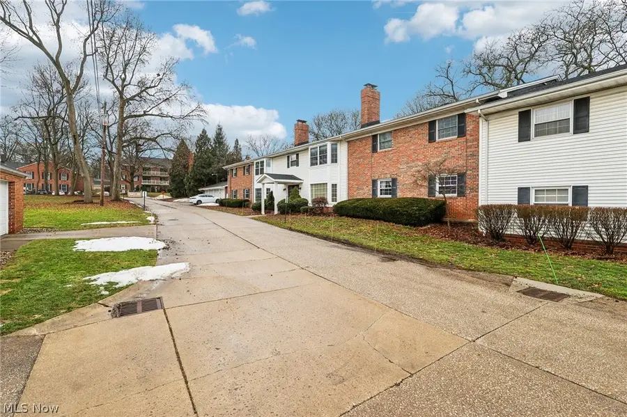 80 Devon Lane #101A, Akron, OH 44313 - #2