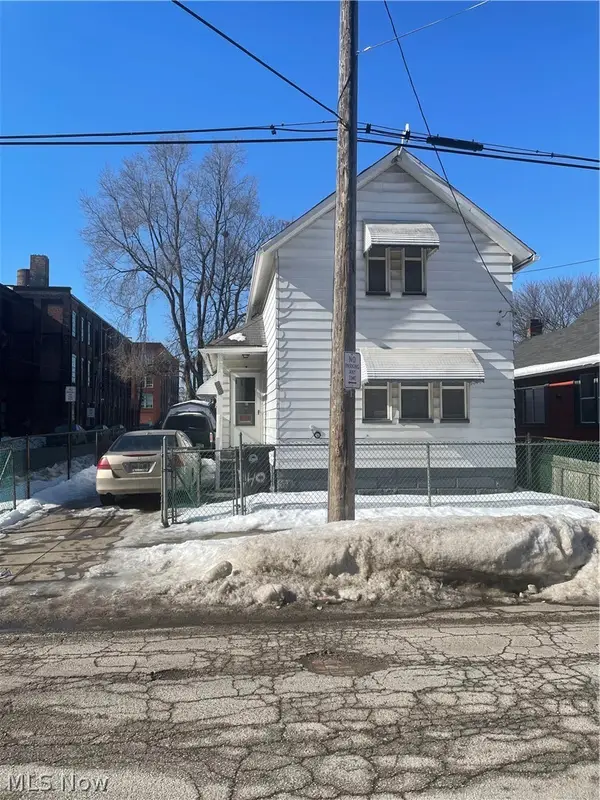 3140 W 33rd Street, Cleveland, OH 44109