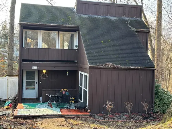 942 Caddo Avenue, Akron, OH 44305