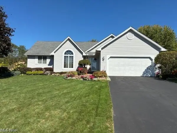 6581 Country Ridge Drive, Austintown, OH 44515