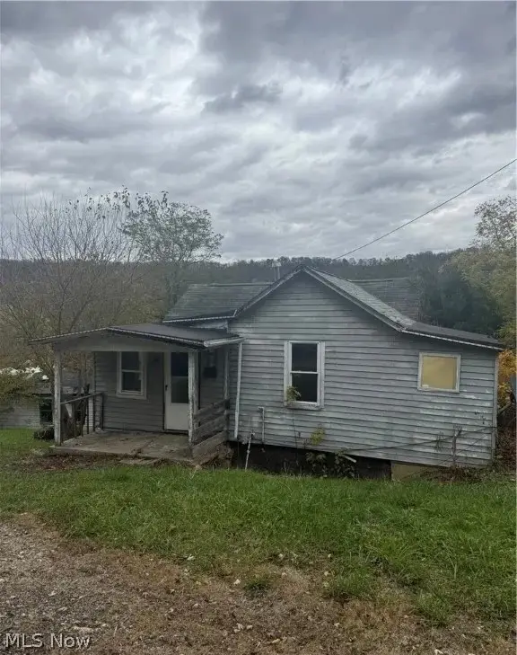 110 Cove Drive, Powhatan Point, OH 43942