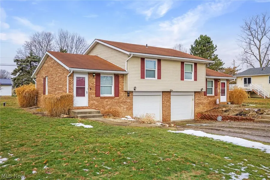 3568 Boettler Ne Street, Canton, OH 44721 - #2