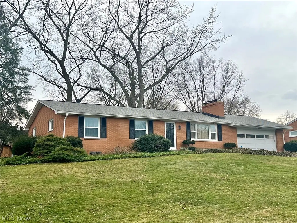 1084 Marion Nw Avenue, Massillon, OH 44646 - #1