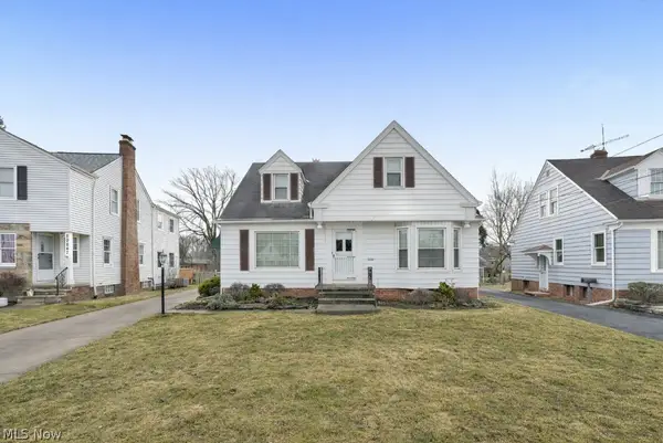 20857 Fairpark Drive, Fairview Park, OH 44126