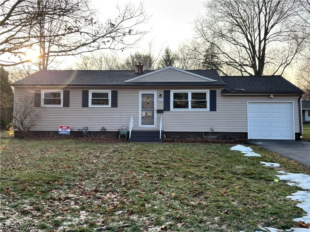 945 Adams Avenue, Salem, OH 44460 - #1