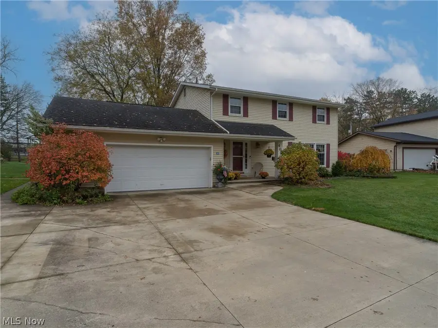 460 Layden Avenue, Canal Fulton, OH 44614 - #2