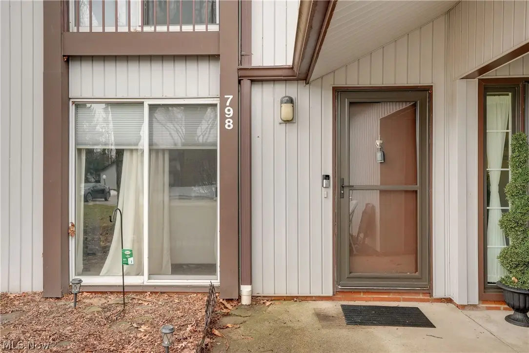 798 Pipes Court #1605, Northfield, OH 44067 - #1
