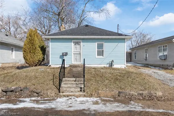 75 W Dartmore Avenue, Akron, OH 44301