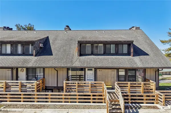 1581 Treetop Trail #26, Akron, OH 44313