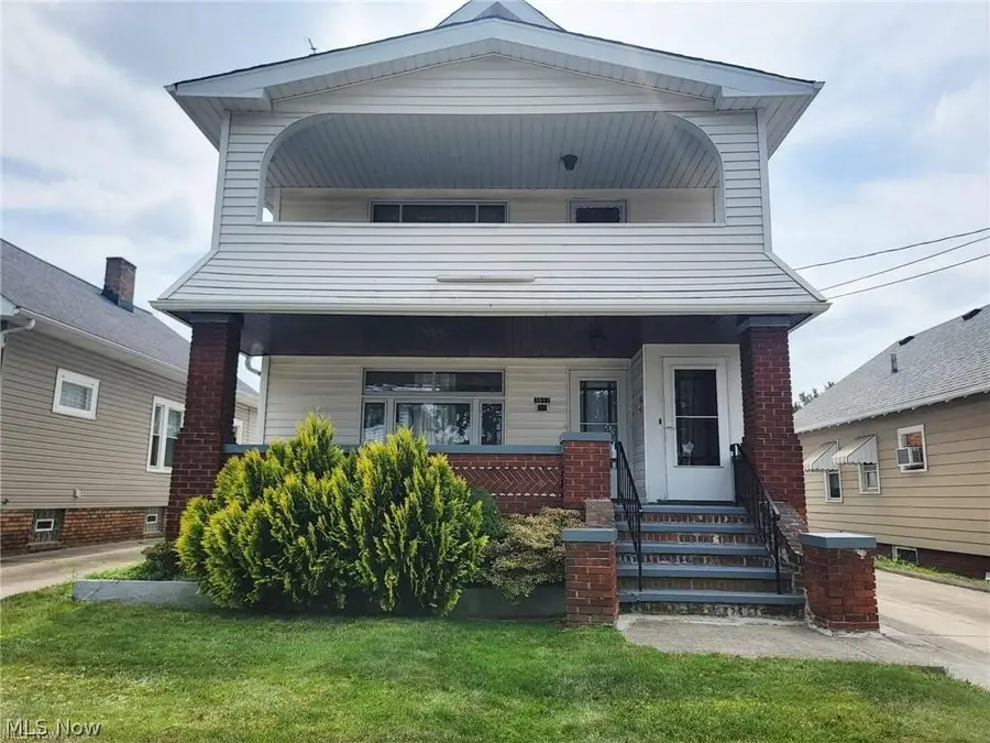 3911 Biddulph Avenue, Cleveland, OH 44109 - #2