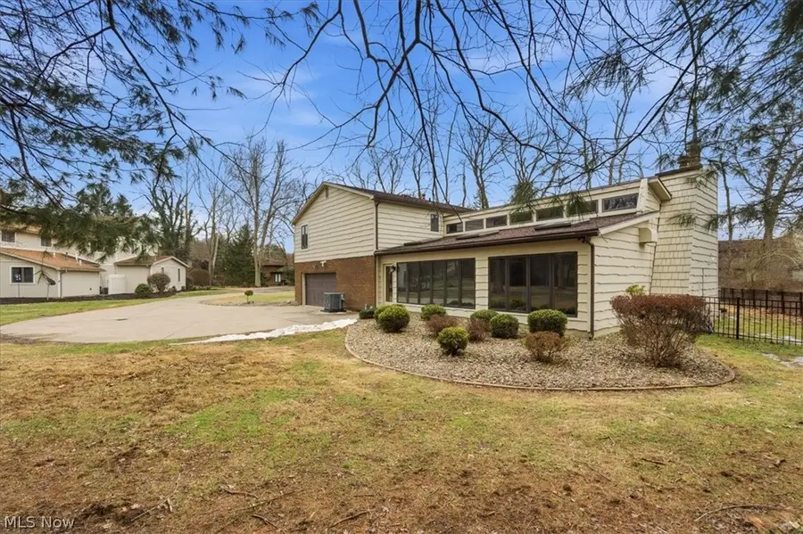 807 51st Street, Vienna, WV 26105 - #3