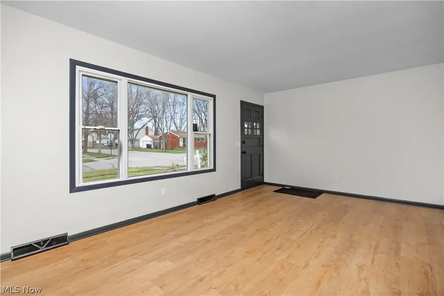 897 Livermore Lane, Elyria, OH 44035 - #2