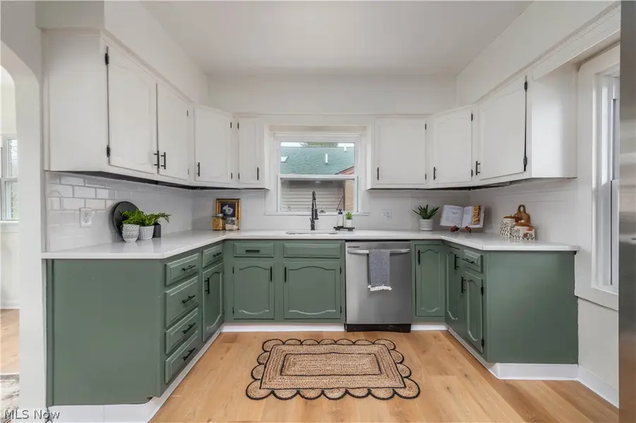 11775 Albion Road, North Royalton, OH 44133 - #2