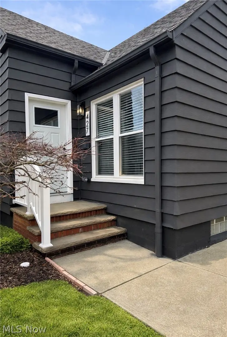 427 275 Street, Euclid, OH 44132 - #3