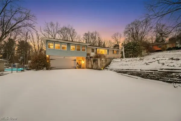 13458 Theeland Nw Avenue, Uniontown, OH 44685