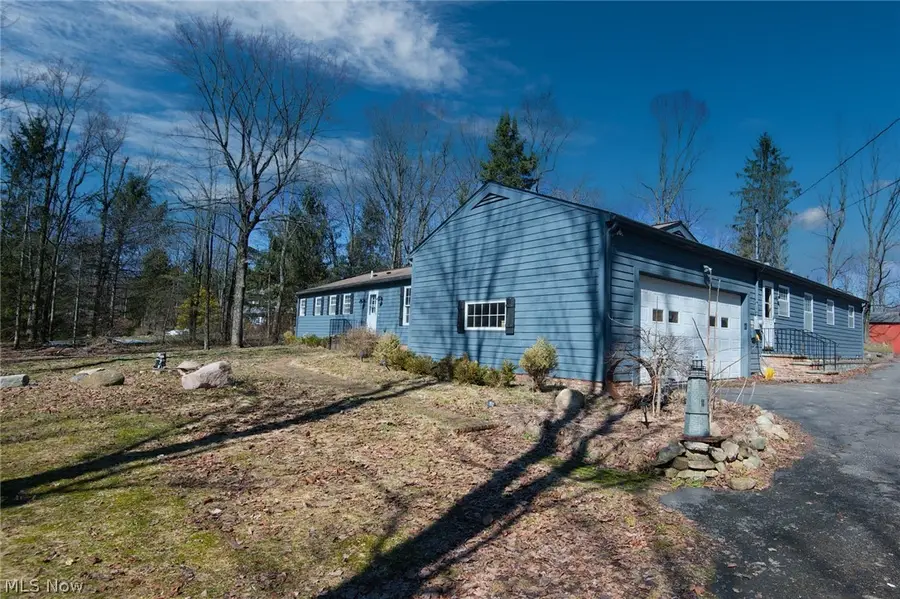 11180 Whitewood Drive, Newbury, OH 44065 - #2