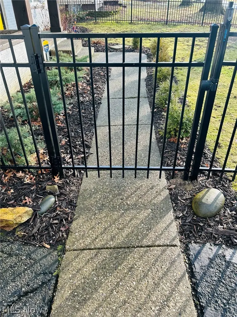 399 Mineola Avenue, Akron, OH 44320 - #3