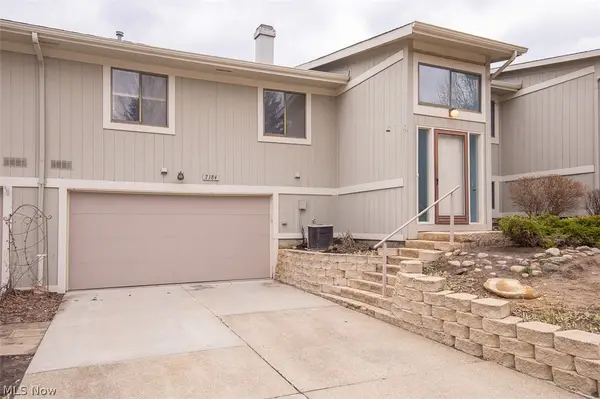 7184 N Brewster Place, Concord, OH 44077