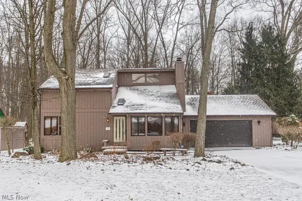 303 Russell Avenue, Cortland, OH 44410