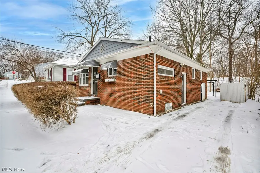 7 Smith Court, Elyria, OH 44035 - #3