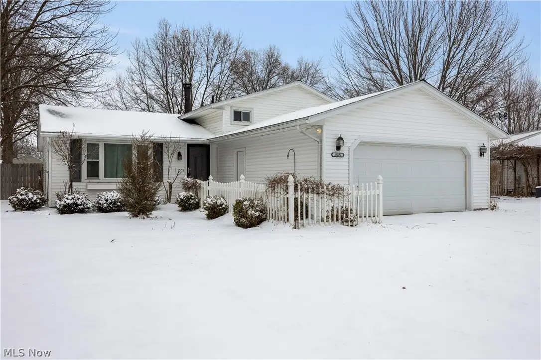 35884 Laurel Circle, North Ridgeville, OH 44039 - #1